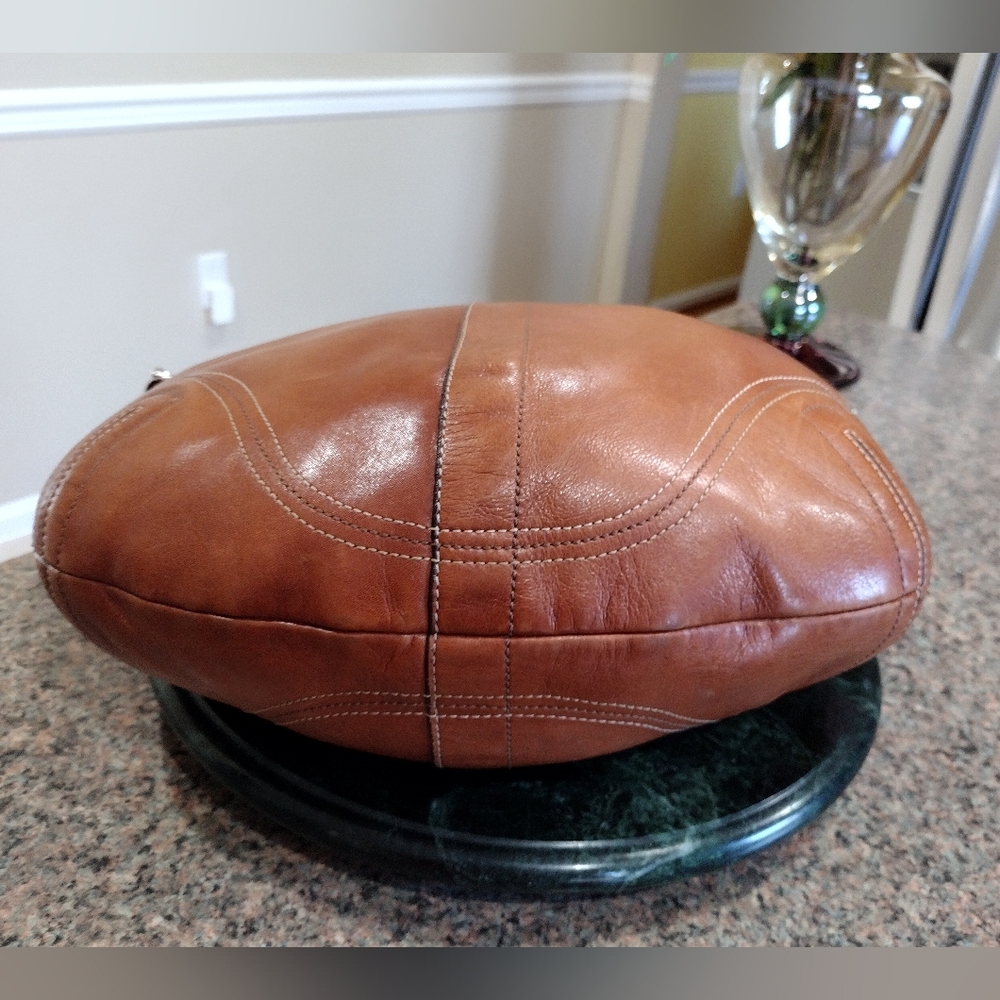 Coach Large Hobo Purse in distressed light tan leather with long tassel Vintage - Picture 10 of 17